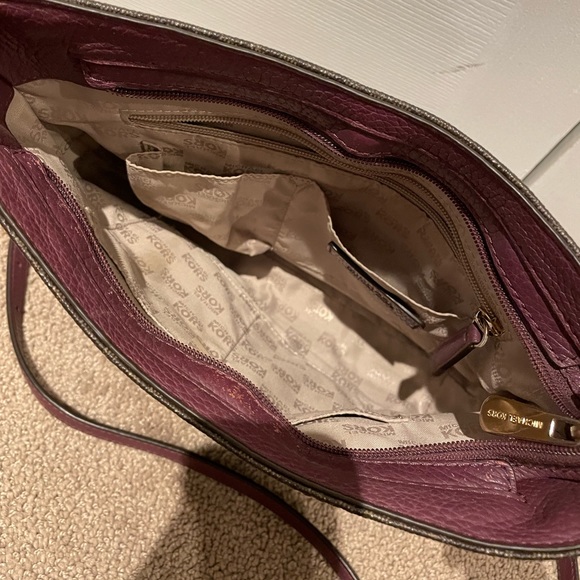 Michael Kors crossbody bag - Picture 2 of 3